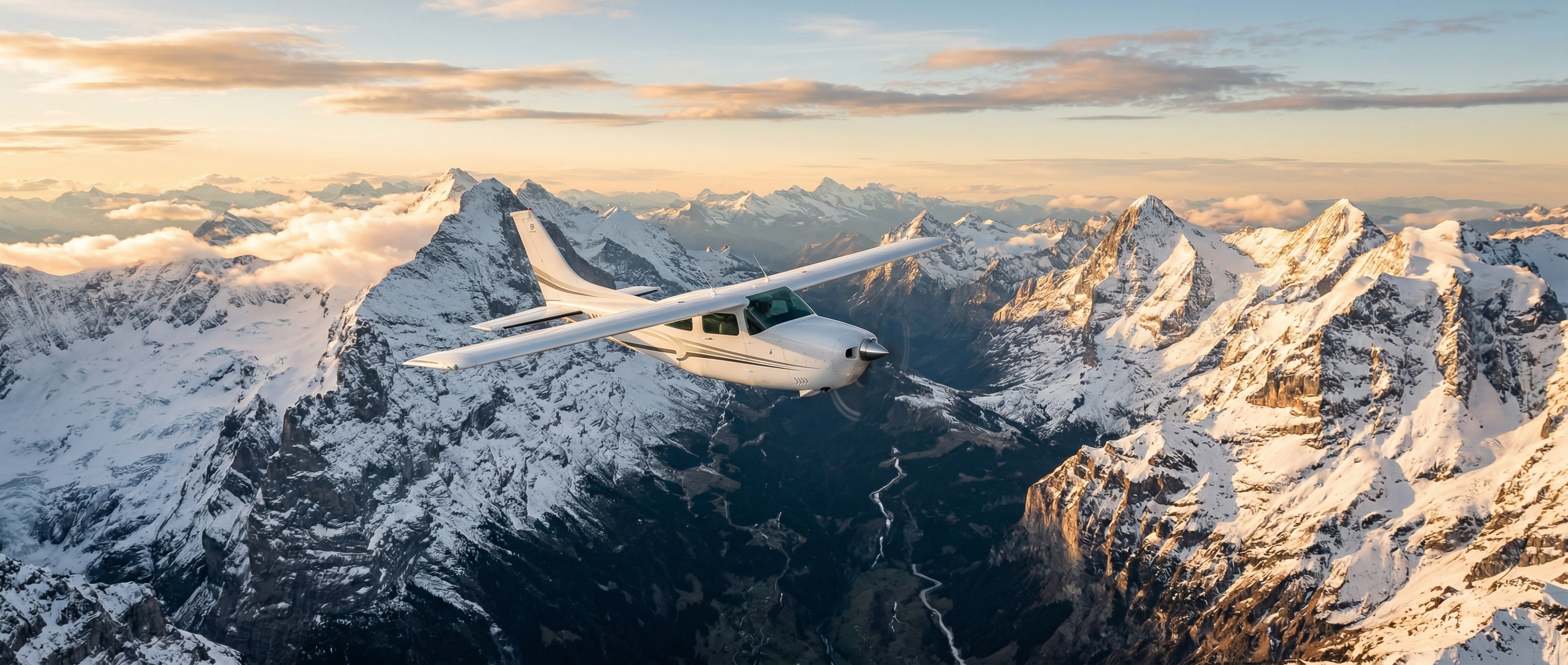 Cessna P210R Centurion in flight