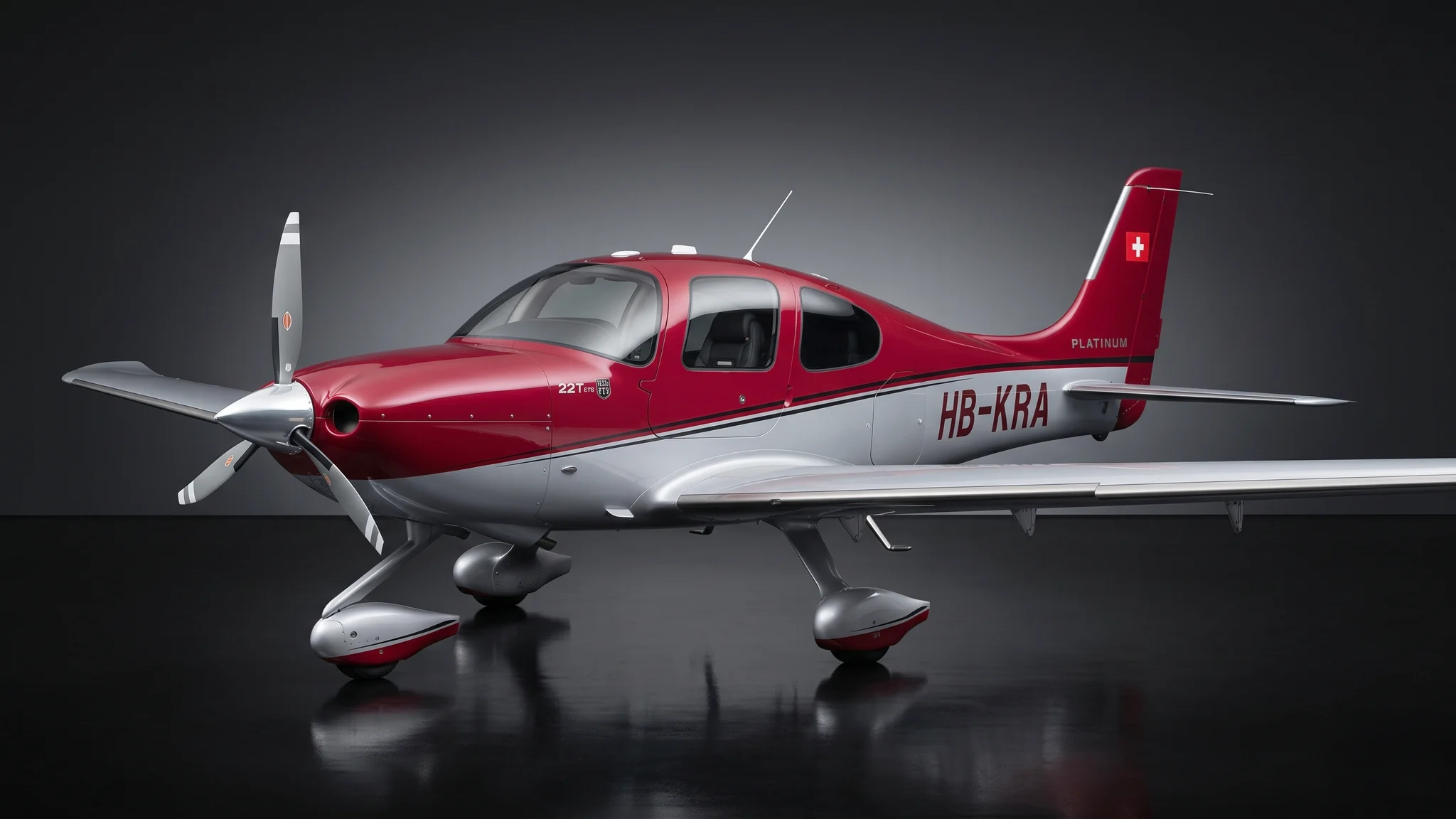 Cirrus SR22T in flight