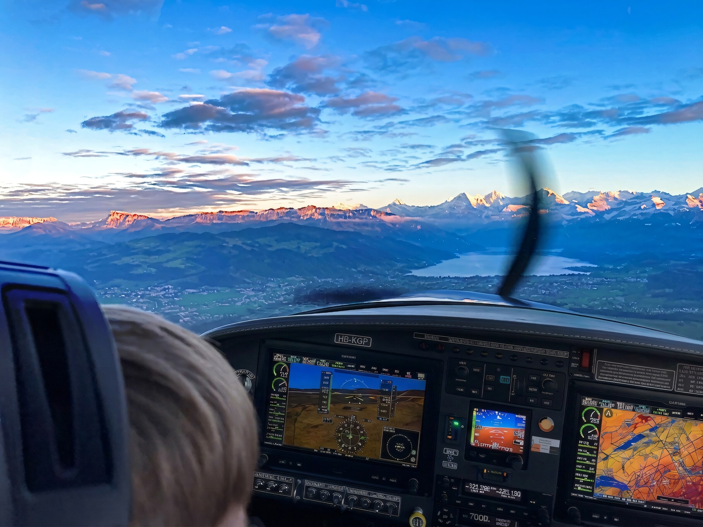 Learn to fly with alpaviation